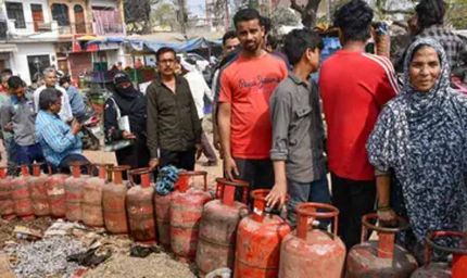 ईंधन संकट से एशिया में हड़कंप: कहीं WFH लागू, कहीं स्कूल बंद, पड़ोसी देशों में हालात बिगड़े