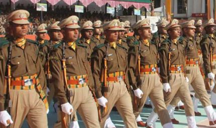 सेंट्रल फोर्स में 93 हजार पद खाली, CRPF में सबसे ज्यादा 27 हजार; 5 साल में CAPF में इस्तीफे 86% बढ़े