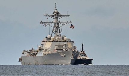 ईरान युद्ध: अमेरिका ने मिडल ईस्ट में 2500 नौसैनिक और युद्धपोत भेजने का किया आदेश