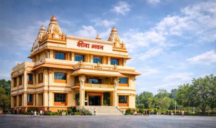 इंदौर और जबलपुर की तर्ज पर प्रदेश के सभी नगरीय निकायों में बनेंगे “गीता भवन” : मुख्यमंत्री डॉ. यादव