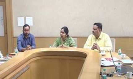 अपर मुख्य सचिव ने की पेट्रोलियम पदार्थों की उपलब्धता की समीक्षा