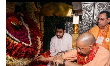 मुख्यमंत्री ने किए मां विंध्यवासिनी के दर्शन