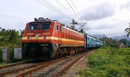 रेल यात्रियों के लिए बड़ी खबर: छत्तीसगढ़ से गुजरने वाली 14 ट्रेनें रद्द, गोंदिया में मरम्मत कार्य जारी