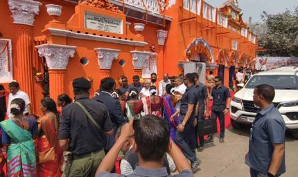 मुंगेर में सीएम नीतीश कुमार का दौरा: 52 भवनों और 24 विकास योजनाओं का शिलान्यास