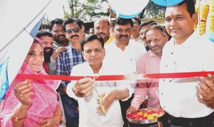 उप मुख्यमंत्री देवड़ा ने पशुपतिनाथ मंदिर परिसर से जल गंगा जल संवर्धन अभियान का किया शुभारंभ