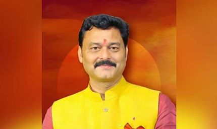 बीजेपी विधायक संजय पाठक पर नया संकट, जज को फोन लगाने के मामले में कार्रवाई की मांग