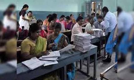 छुट्टियों में भी ड्यूटी: शिक्षक करेंगे बोर्ड कॉपियों की जांच, स्कूलों के आसपास कड़ी सुरक्षा