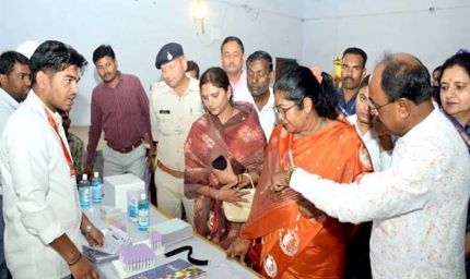 प्रभारी मंत्री उइके ने सरई में मल्टीस्पेशियलिटी मेगा स्वास्थ्य शिविर का किया अवलोकन