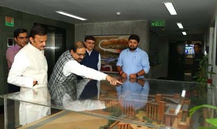 उप मुख्यमंत्री शुक्ल ने इंडियन हैबिटैट सेंटर का किया अवलोकन