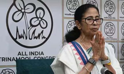ममता बनर्जी का मास्टरस्ट्रोक: महिलाओं और बेरोजगारों को मासिक भत्ता, जानें 10 बड़े वादे
