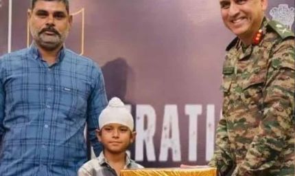 चाय-दूध सप्लाई करने वाले श्रवण सिंह की बदली किस्मत: जीती 5 लाख की लॉटरी