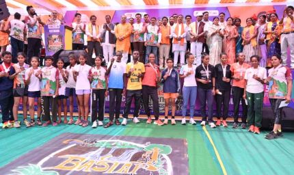 बस्तर हेरिटेज मैराथन 2026: 9,800 से अधिक धावकों के साथ रचा इतिहास, वैश्विक मंच पर चमका बस्तर
