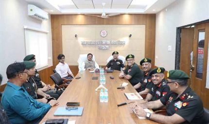 उप मुख्यमंत्री शुक्ल से थल सेना प्रमुख जनरल उपेन्द्र द्विवेदी ने की सौजन्य भेंट