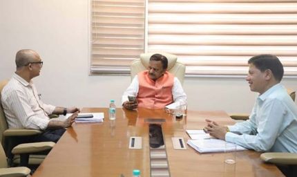 क्षेत्र के समग्र विकास के लिए सुदृढ़ अधोसंरचना का विकास अत्यंत आवश्यक: उप मुख्यमंत्री शुक्ल