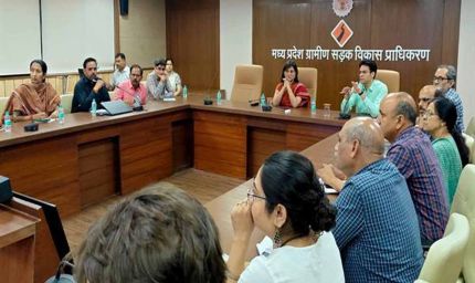 जल  गंगा संवर्धन अभियान के लक्ष्यों का समयबद्ध क्रियान्वयन करें सुनिश्चित : अपर मुख्य सचिव  रस्तोगी