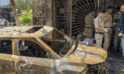 इंदौर अग्निकांड: हर्षित ने कबूला, चार्जिंग पर लगाई थी कार; पुलिस ने तीनों बेटों और दोस्तों के बयान लिए