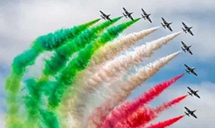 चंडीगढ़ एयर शो में आसमान में तिरंगा, लोगों में उत्साह; सुखना लेक पर केवल प्री-बुकिंग वालों को मिलेगा प्रवेश