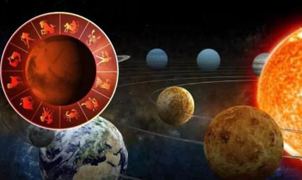 मीन राशि में शनि सूर्य और मंगल की युति इन 3 राशियों की चमका देगी किस्मत