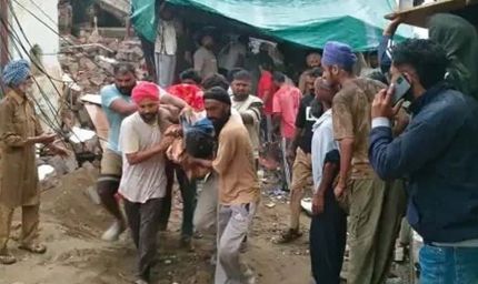 पंजाब के बरनाला में मरम्मत के दौरान मकान गिरा, मलबे में दबने से 3 मजदूरों की मौत, चौथे की तलाश जारी