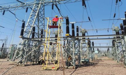 सब-स्टेशन मेंटेनेंस के लिए 36 फीट ऊँचाई का मैन लिफ्टर इन-हाउस डिज़ाइन एवं निर्माण