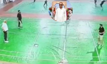 महोबा: बैडमिंटन खेलते वक्त खिलाड़ी की मौत, 5 सेकंड में तोड़ा दम, घटना CCTV में कैद