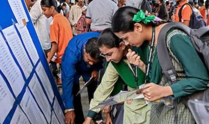 RBSE 12वीं बोर्ड का परिणाम घोषित, नव्या मीणा और नरपत 99.6% अंकों के साथ बने प्रदेश टॉपर