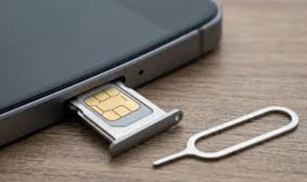 सावधान! बिना सिम के नहीं चलेगा WhatsApp, सरकार बढ़ा सकती है सख्त नियम की डेडलाइन