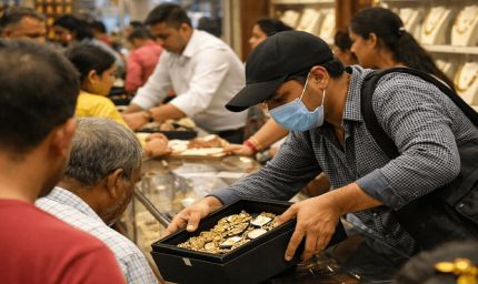 जमशेदपुर में दिनदहाड़े बड़ी चोरी, ओलिडीह में ग्राहक बनकर आए बदमाश ने उड़ाए ₹22 लाख के जेवर