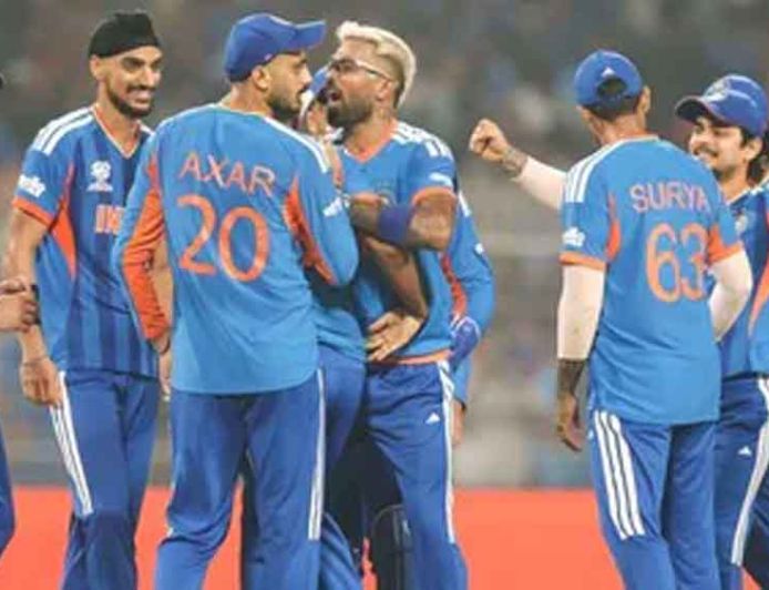 ICC टूर्नामेंट में सेमीफाइनल का बादशाह बना भारत, रचा नया इतिहास