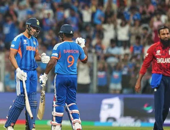 सेमीफाइनल में भारत का दमदार प्रदर्शन, इंग्लैंड के खिलाफ ठोके 253 रन