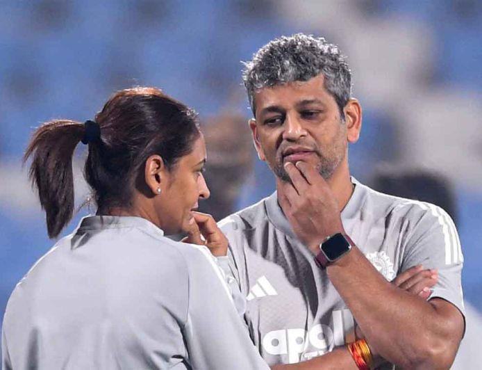 डे-नाइट टेस्ट में हरमनप्रीत ब्रिगेड का दबदबा, 3 मैचों से अजेय; क्या एलिसा हीली लगा पाएंगी ब्रेक?