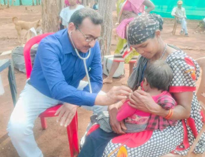 नारायणपुर के सुदूर गांवों में पहुंच रही हैं स्वास्थ्य सेवाएं : 107 ग्रामीणों को मिला उपचार
