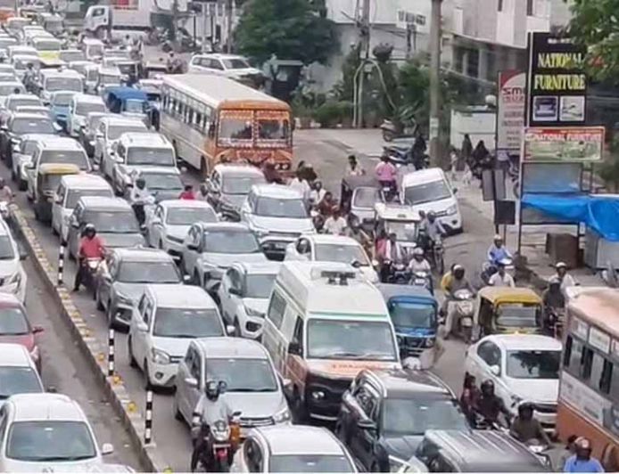 देश में एक करोड़ वाहन बिना बीमा के सड़कों पर, मुआवजे में आ रही दिक्कत