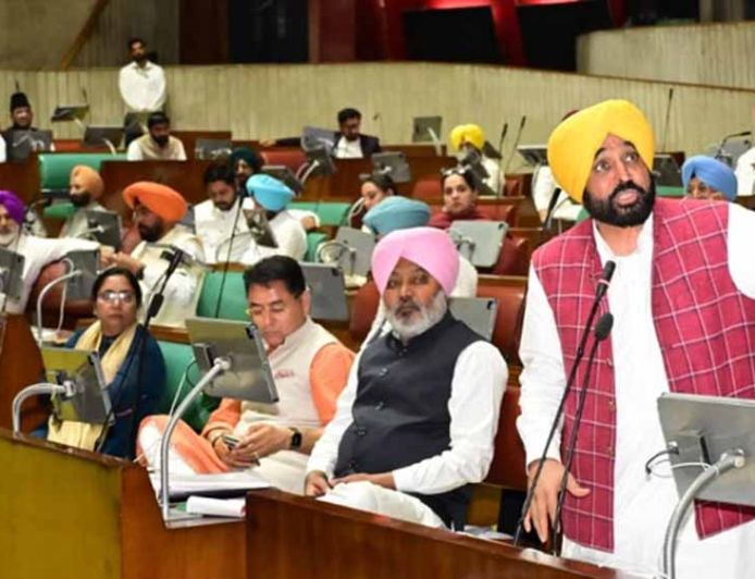 भारत-अमेरिका ट्रेड डील के विरोध में AAP-कांग्रेस एकजुट, विधानसभा में प्रस्ताव पारित