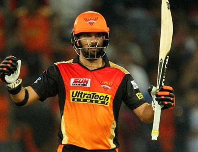 आईपीएल 2017 का पहला मैच: युवराज सिंह का चला जादू, SRH ने RCB को दी करारी शिकस्त