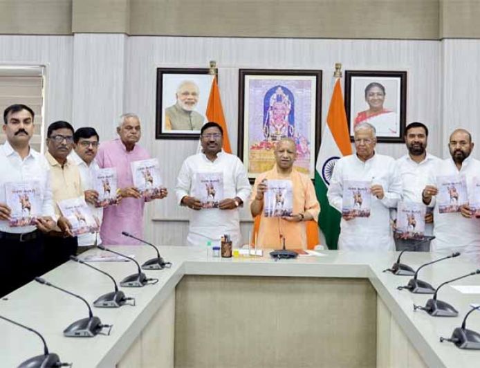 जापान और सिंगापुर की सफल यात्रा के लिए मुख्यमंत्री योगी को दीं शुभकामनाएं