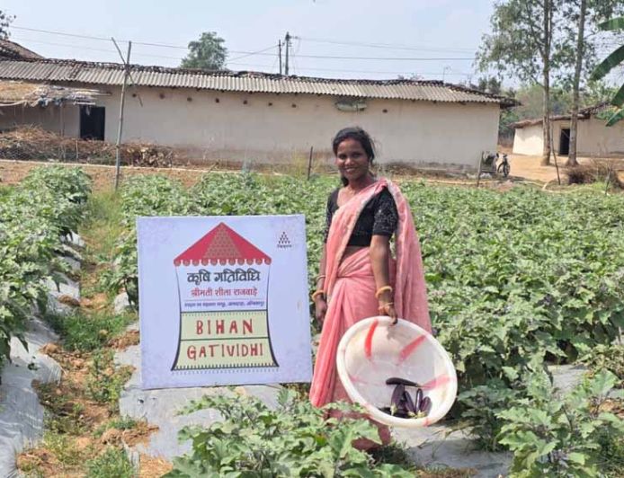 उन्नत खेती से शीला राजवाड़े बनीं लखपति दीदी बिहान’ से जुड़कर संवर रही ग्रामीण महिलाओं की आजिविका