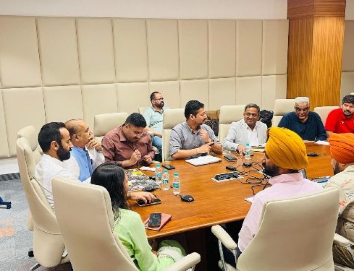 आईपीएल 2026: मुल्लांपुर स्टेडियम में तैयारियों का जायजा, दर्शकों को बेहतर अनुभव देने पर जोर