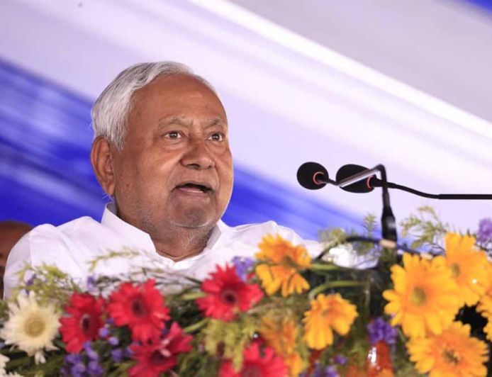 'नीतीश हमारे गार्जियन': जीविका दीदियों की आंखें नम, CM से भावुक अपील