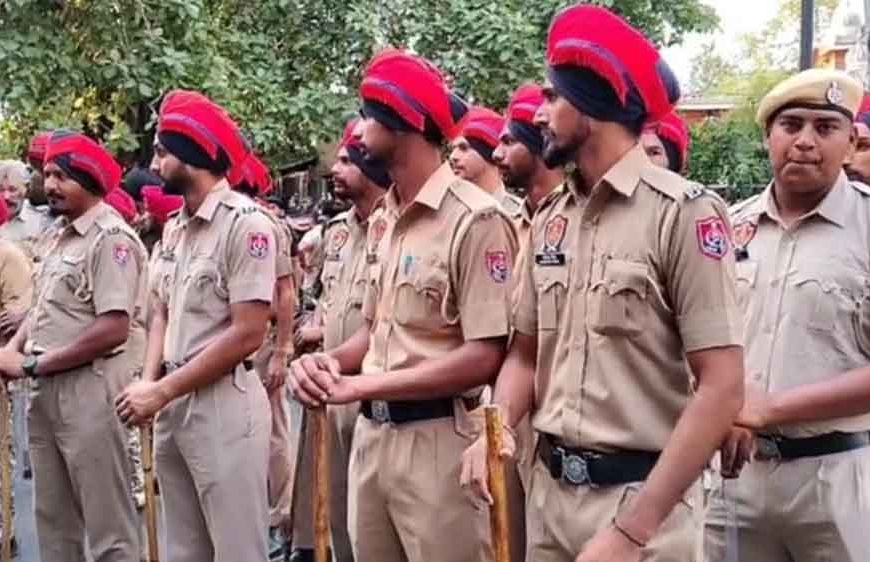 हड्डा रोड़ी पर छापा: प्रतिबंधित पशु की चर्बी और 12 टीन घी बरामद, चार गिरफ्तार