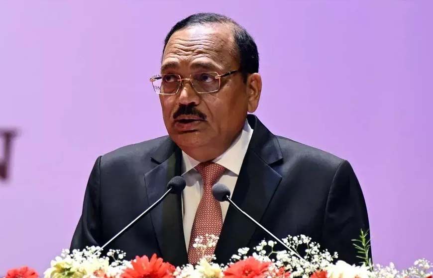 CJI सूर्यकांत ने क्यों कहा, 'कोई भी सूर्यकुमार यादव से आखिरी ओवर डालने की उम्मीद नहीं करता'