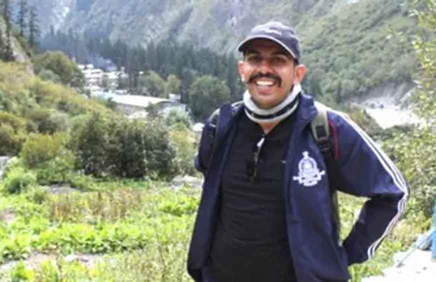 चाय बेचने वाले पिता का बेटा बना IAS, संघर्ष से सफलता तक की प्रेरक कहानी