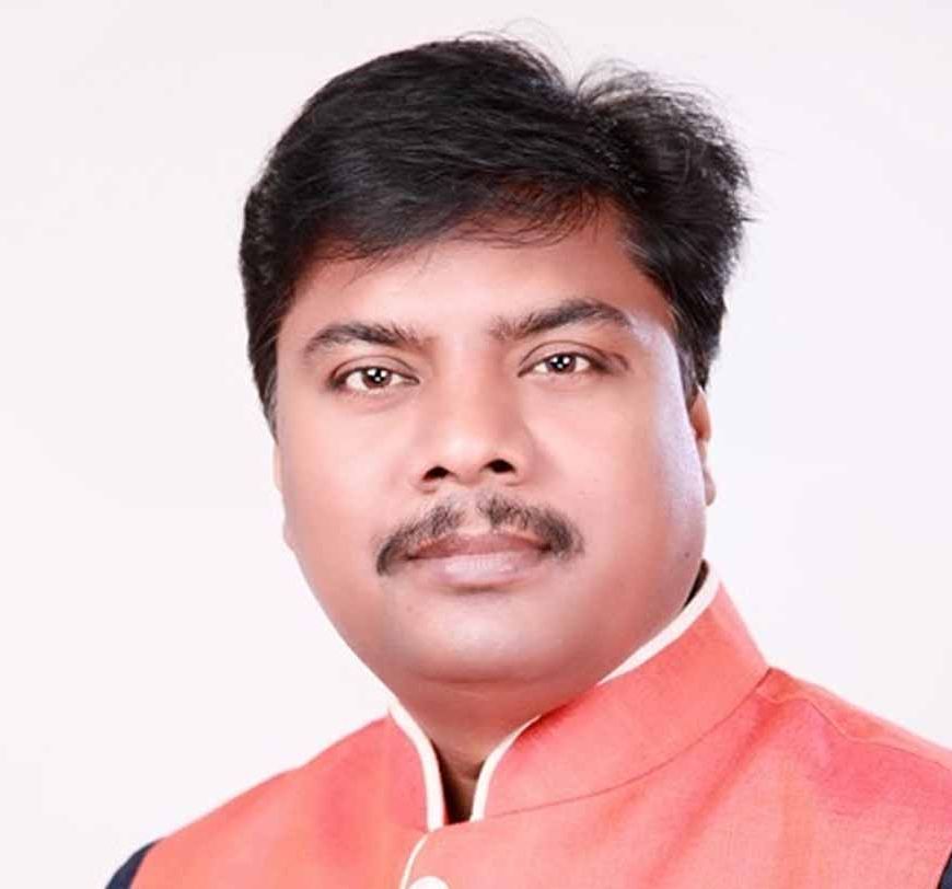 प्रकृति संरक्षण और सामाजिक समरसता का संदेश देता है होली का पर्व : मंत्री केदार कश्यप