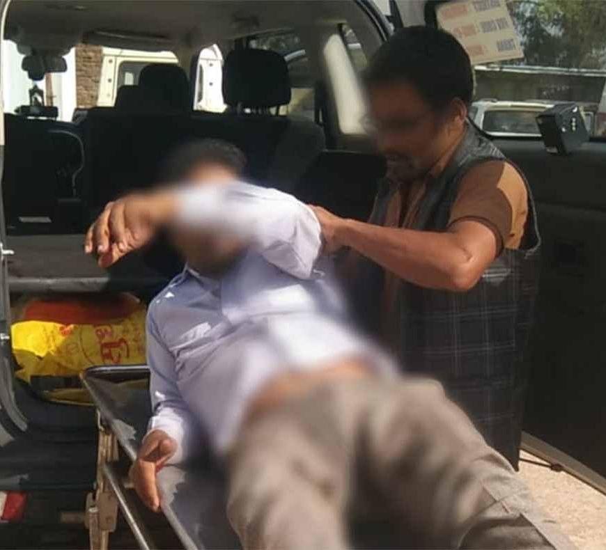 त्वरित कार्रवाई से बचीं दो घायलों की ज़िंदगियाँ, सड़क दुर्घटना में गंभीर घायलों को समय पर पहुँचाया अस्पताल