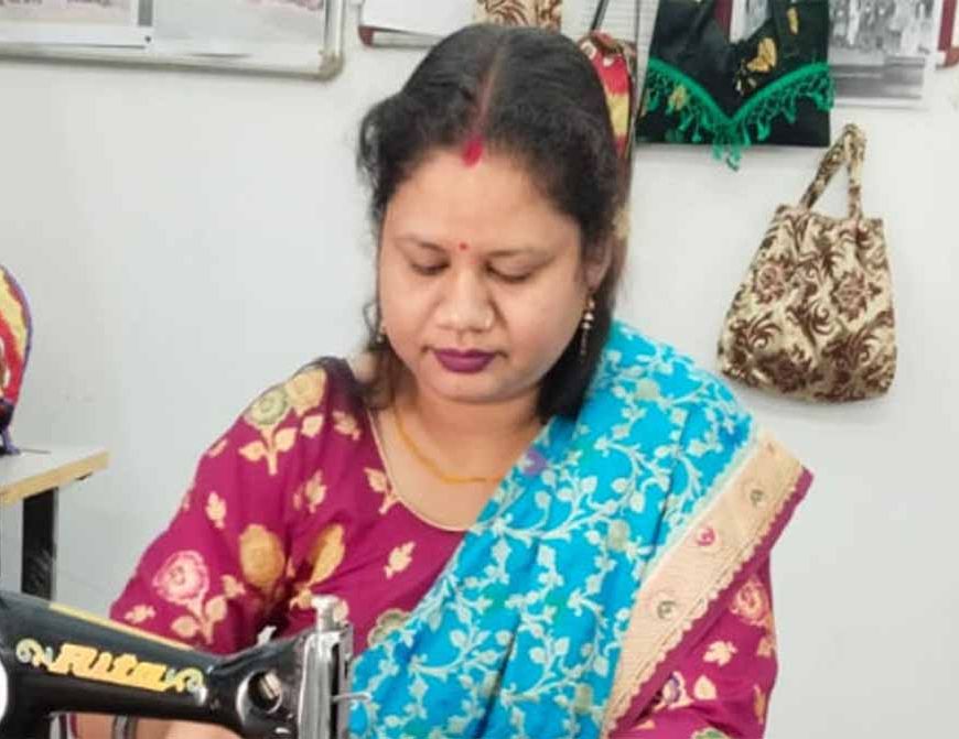 टेलरिंग के व्यवसाय में पूजा देवांगन को मिला मजबूत आधार