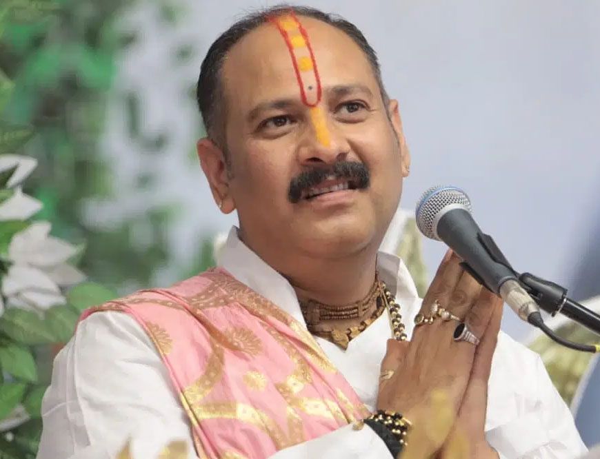 सीहोर में महादेव की होली, पंडित मिश्रा बोले—नबाव ने रोकी थी, हमने फिर शुरू की; अमेरिका-इजराइल और ईरान युद्ध पर कहा—अब शांति हो
