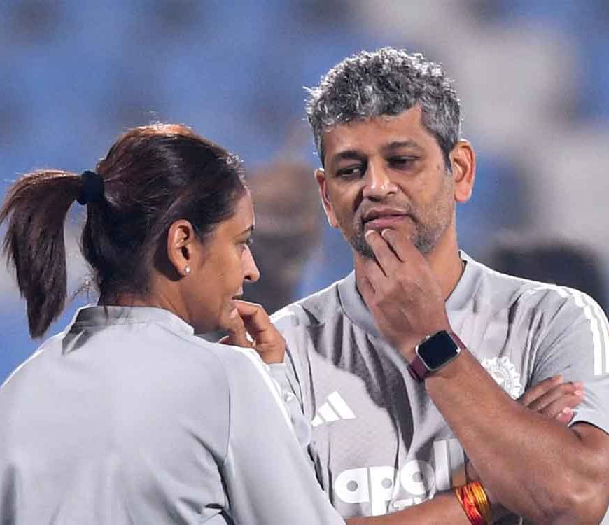 डे-नाइट टेस्ट में हरमनप्रीत ब्रिगेड का दबदबा, 3 मैचों से अजेय; क्या एलिसा हीली लगा पाएंगी ब्रेक?