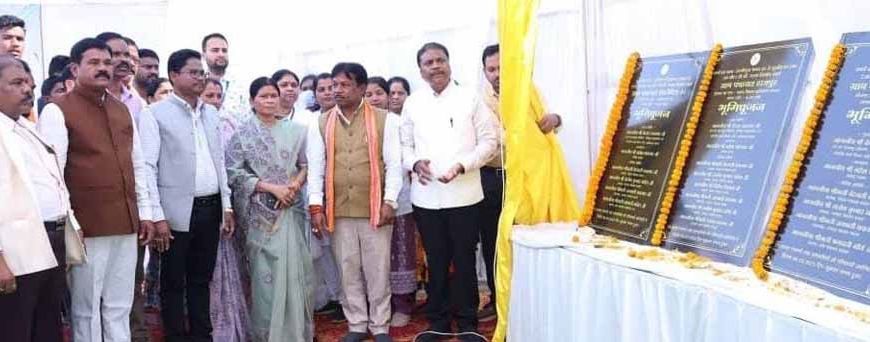 भानपुरी में आधुनिक तकनीक और बुनियादी ढांचे का अनूठा संगम हेल्थ एटीएम का शुभारंभ