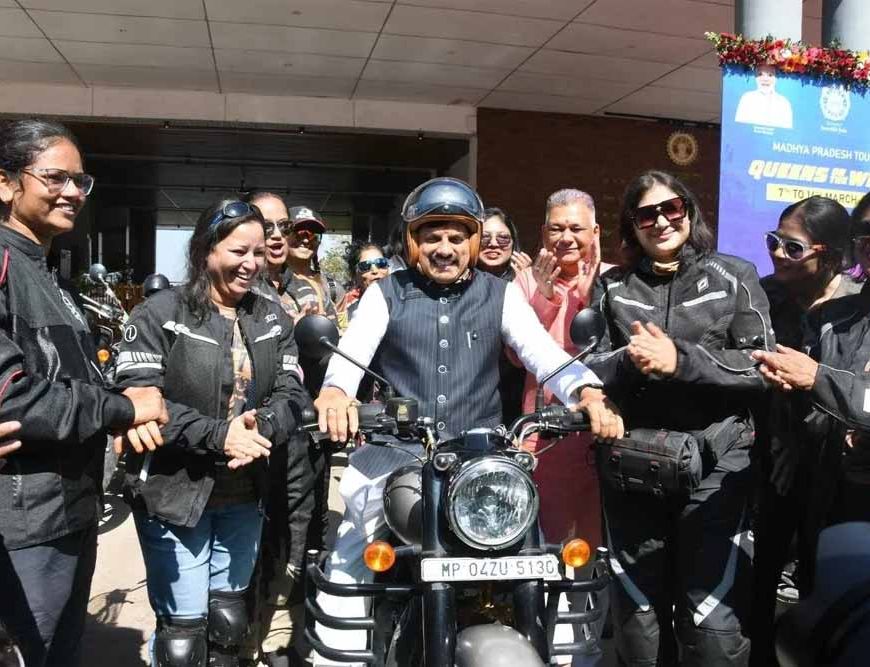 क्वींस ऑन द व्हील्स 3.0 को CM मोहन यादव ने दिखाई हरी झंडी, 1400 KM का सफर करेंगी 25 जांबाज बाइकर्स