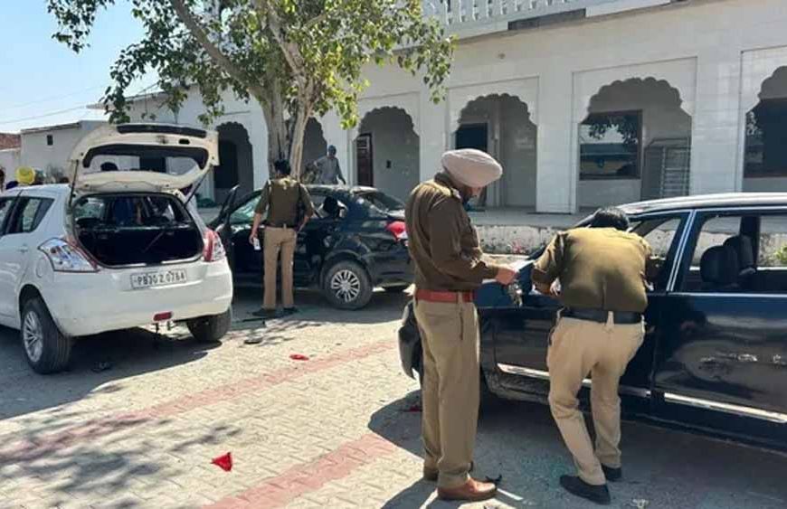 पंजाब में गुरुद्वारा कमेटी पर कब्जे की जंग में खूनी संघर्ष, सरपंच समेत 18 पर केस